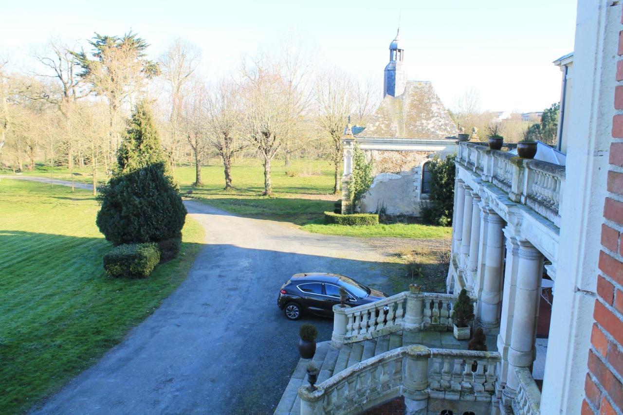 Bed and Breakfast Château Le Breil Cholet Exterior foto